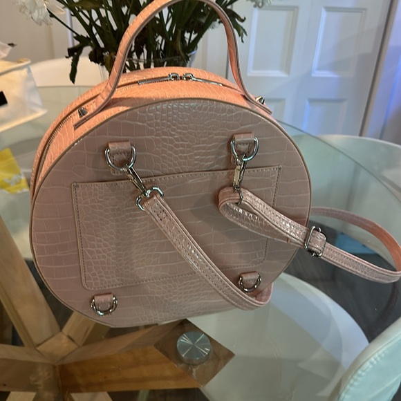 Lambert - Picture 2 of 2